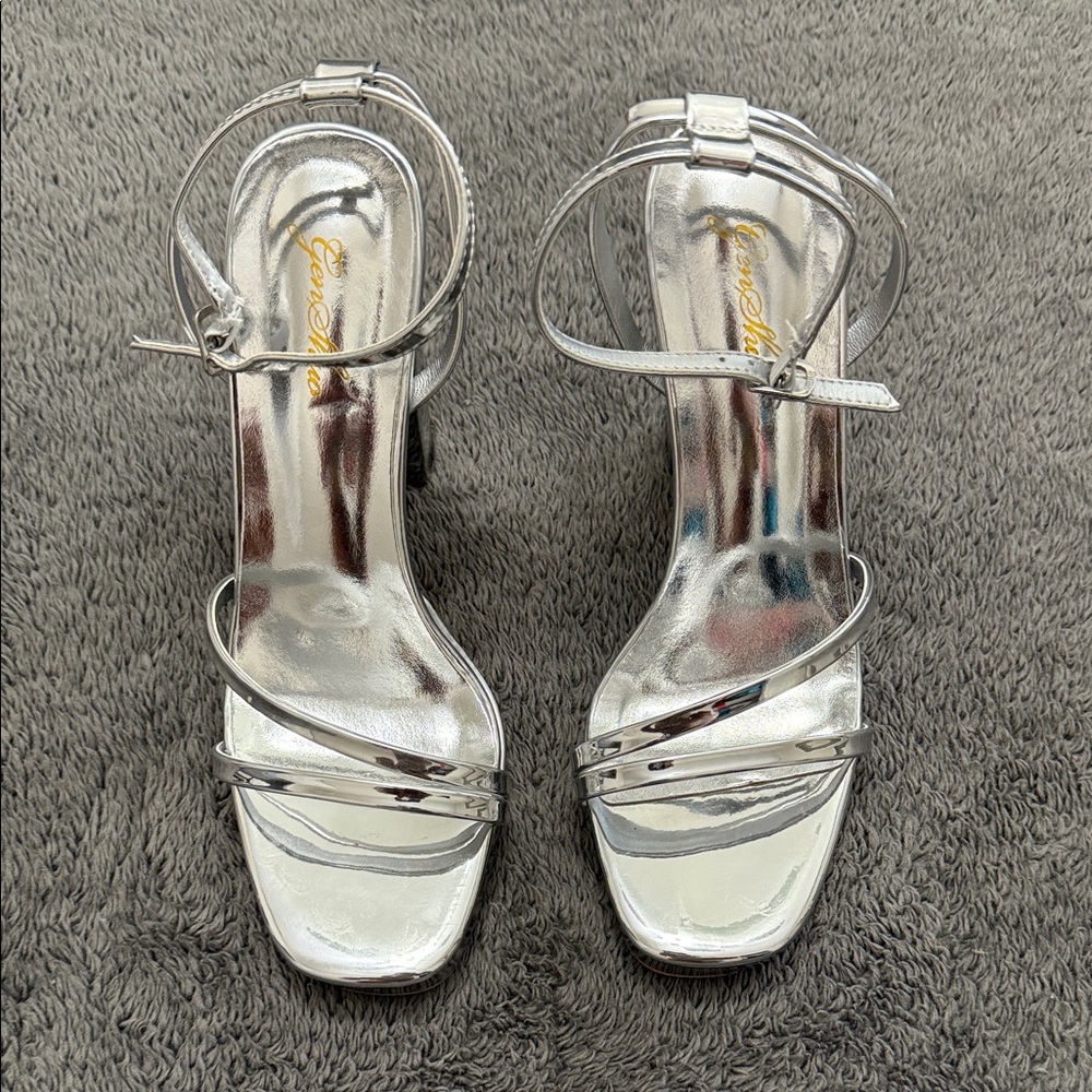 Genshuo Shiny Silver Strappy Heels